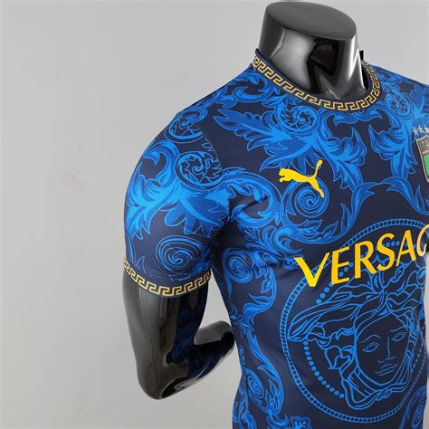 Italy 22/23 Versace Kit 1:1 Replica .